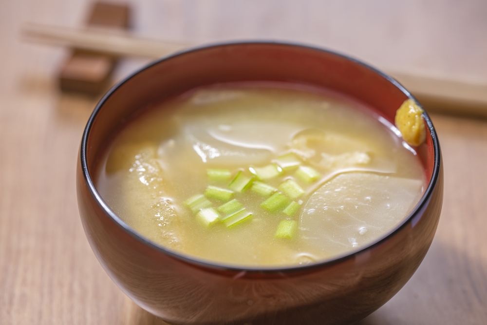 腸活　食べ物　味噌汁